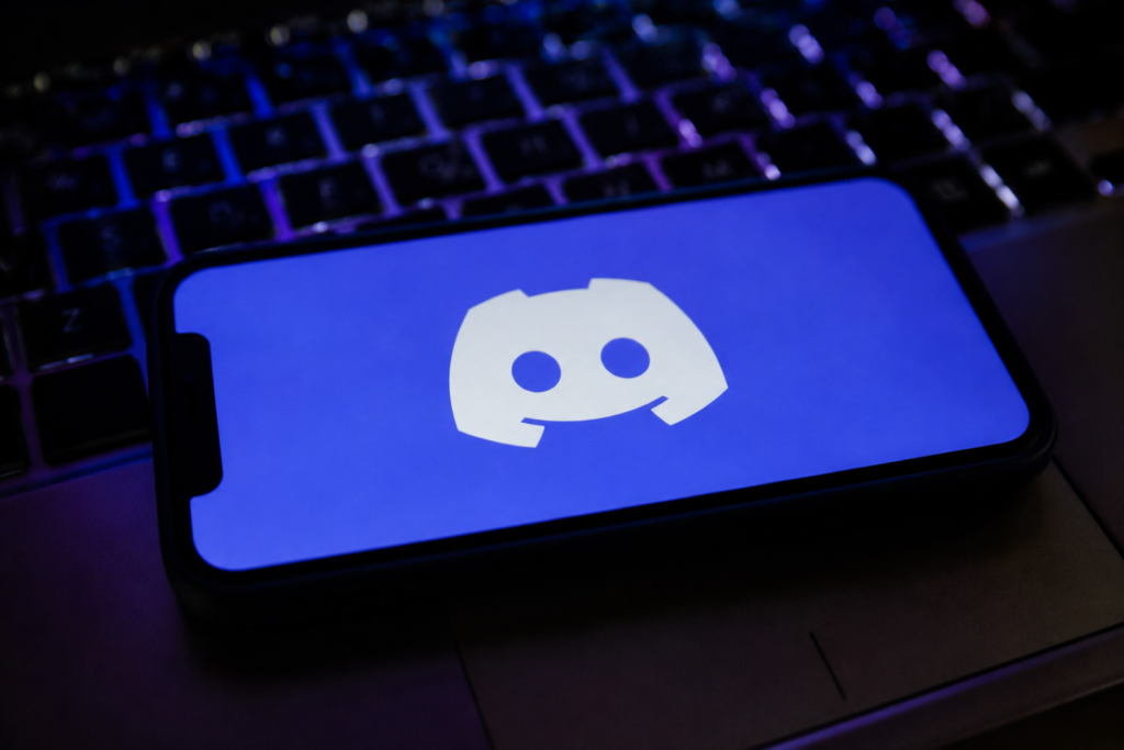 Discord Security Bug: 8,400+ Users Wrongfully Banned Discord Security Bug caused thousands of wrongful account suspensions due to an automated moderation failure.